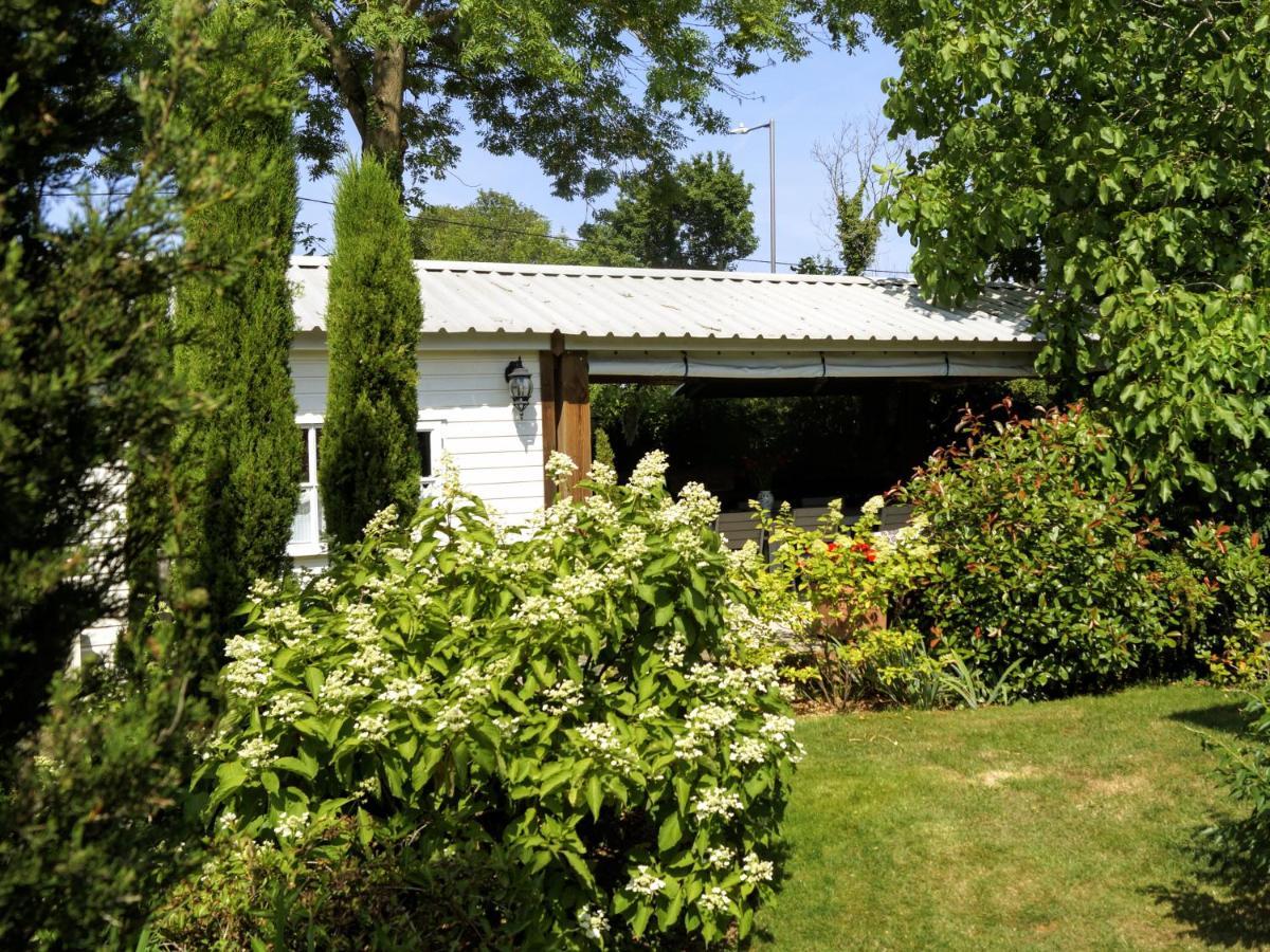 Вілла The Walnut, Meopham - A Private Retreat Rural Location Екстер'єр фото